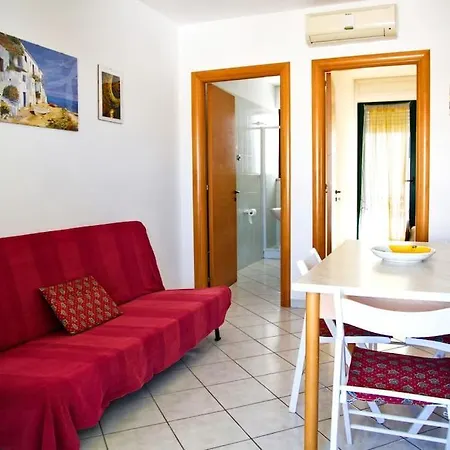 Bilocale Con Balcone A Pochi Passi Dal Mare - Teresa Apartmán *
